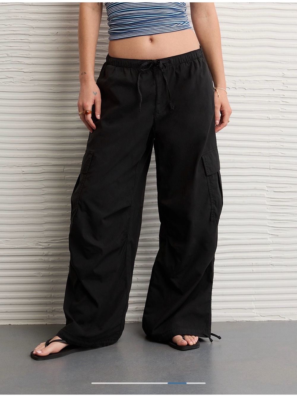AE Low Rise Cargo Parachute Pant